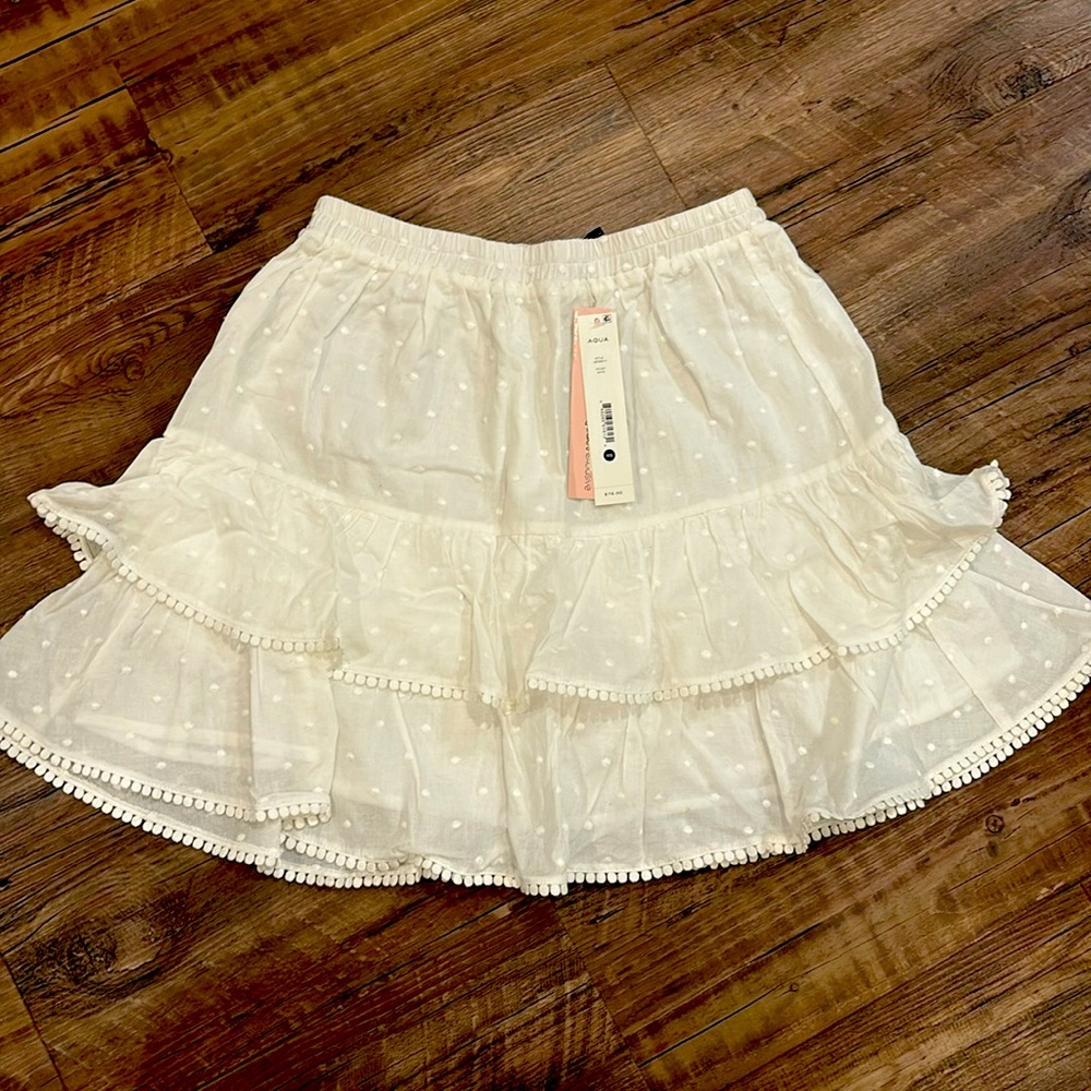 AQUA SIZE XS. Flowy polka dot skirt new with tags.
